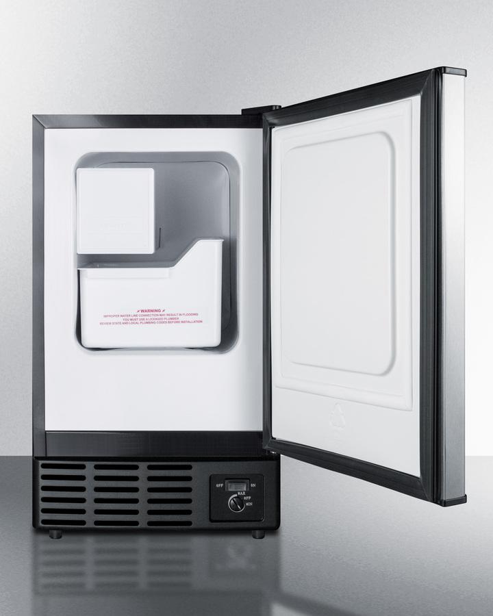 Summit 15 Compact Built In Ice Maker BIM25