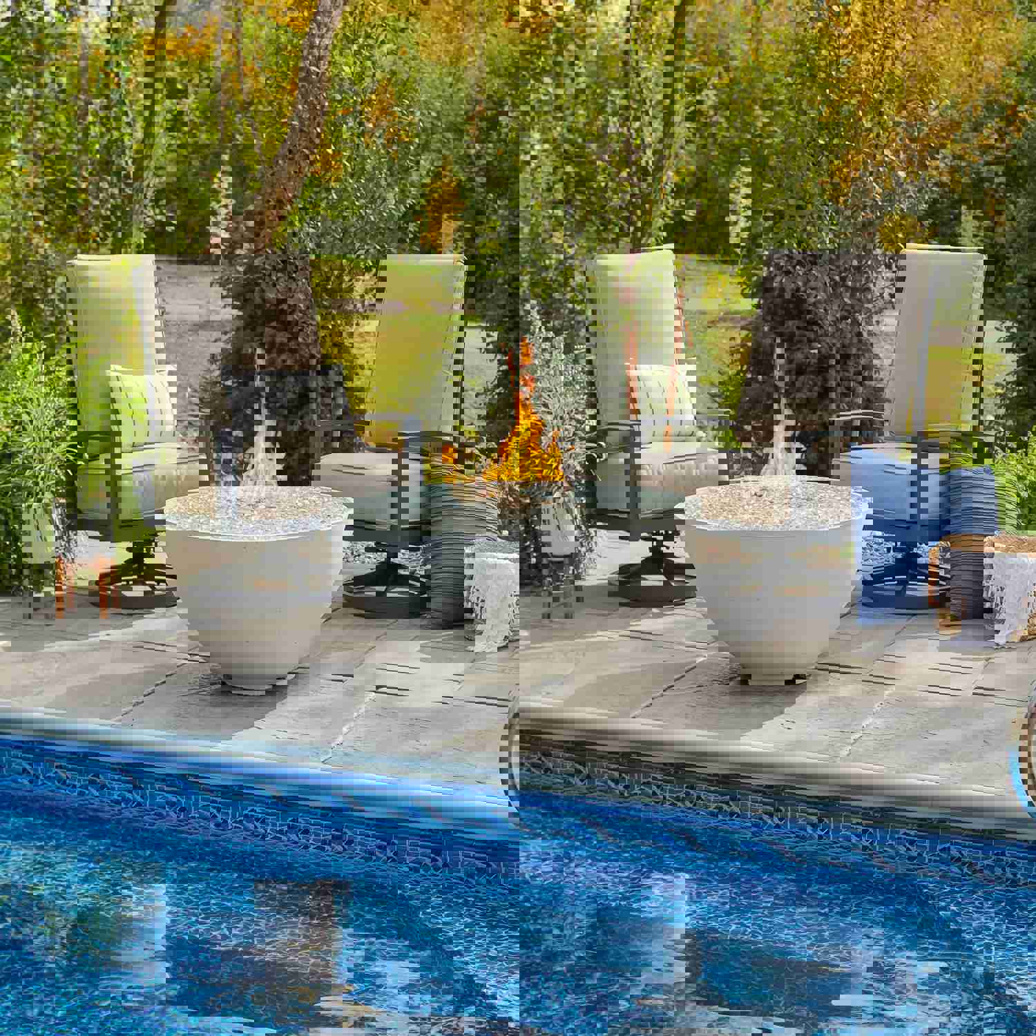 Cove Edge Round Gas Fire Pit Bowl 42 - White Supercast™ Finish