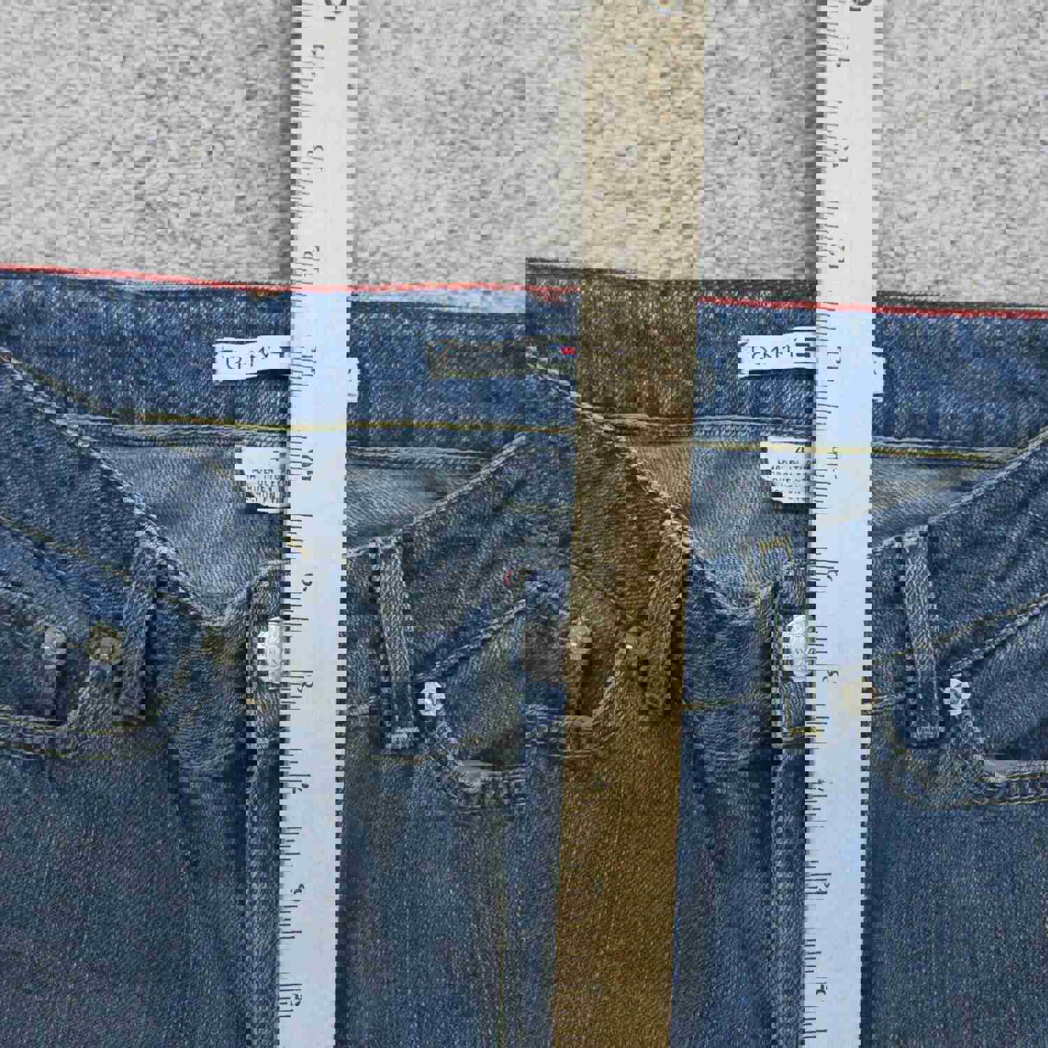 Tommy Hilfiger Men's Blue Boot Cut Stretch Denim Jeans Size 4