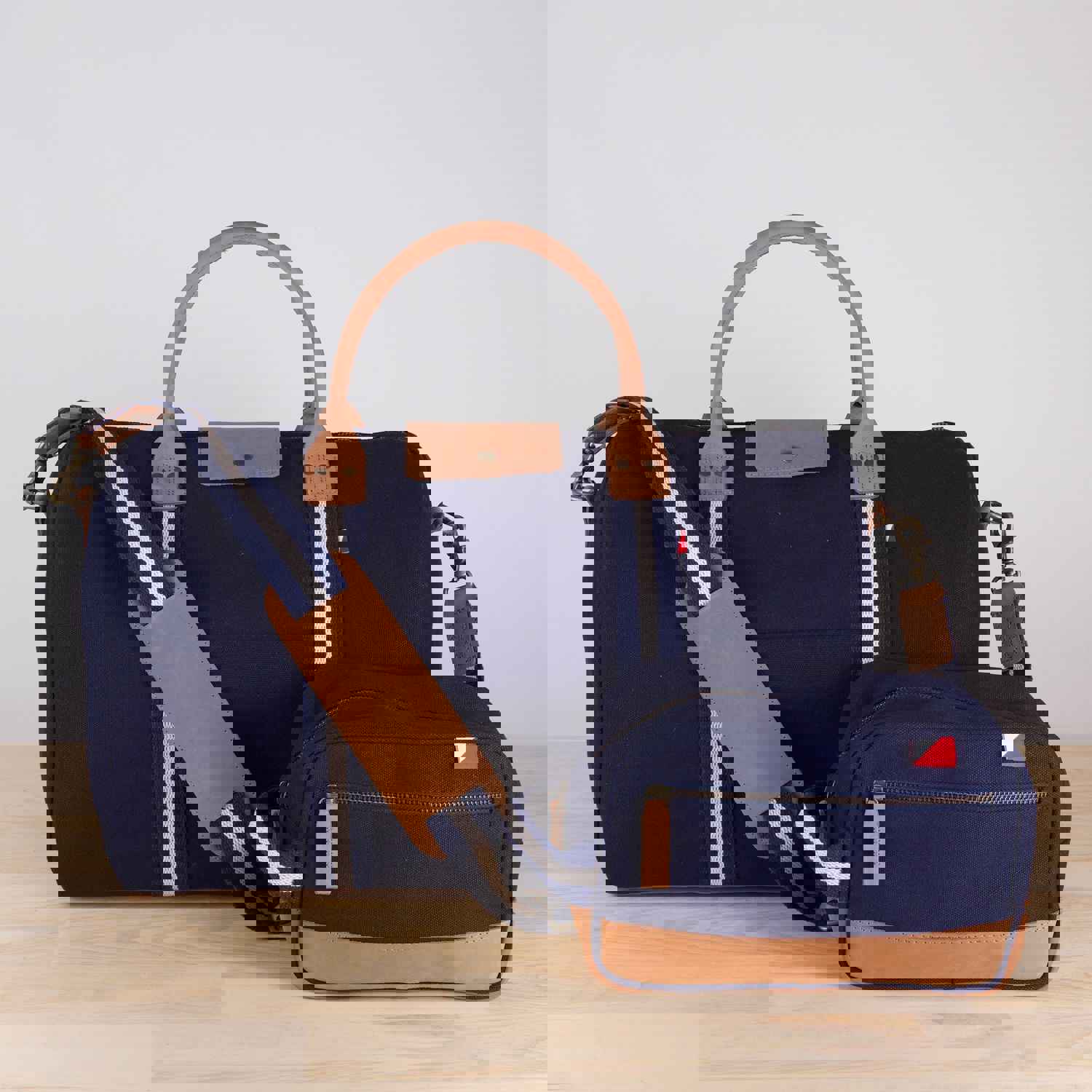 Tourist Duffle and Travel Kit Set - Stylish & Sustainable 2022 Design