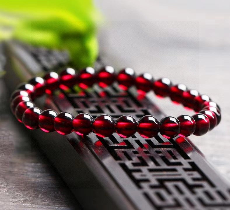 Natural Wine Red Garnet Single Loop Bracelet