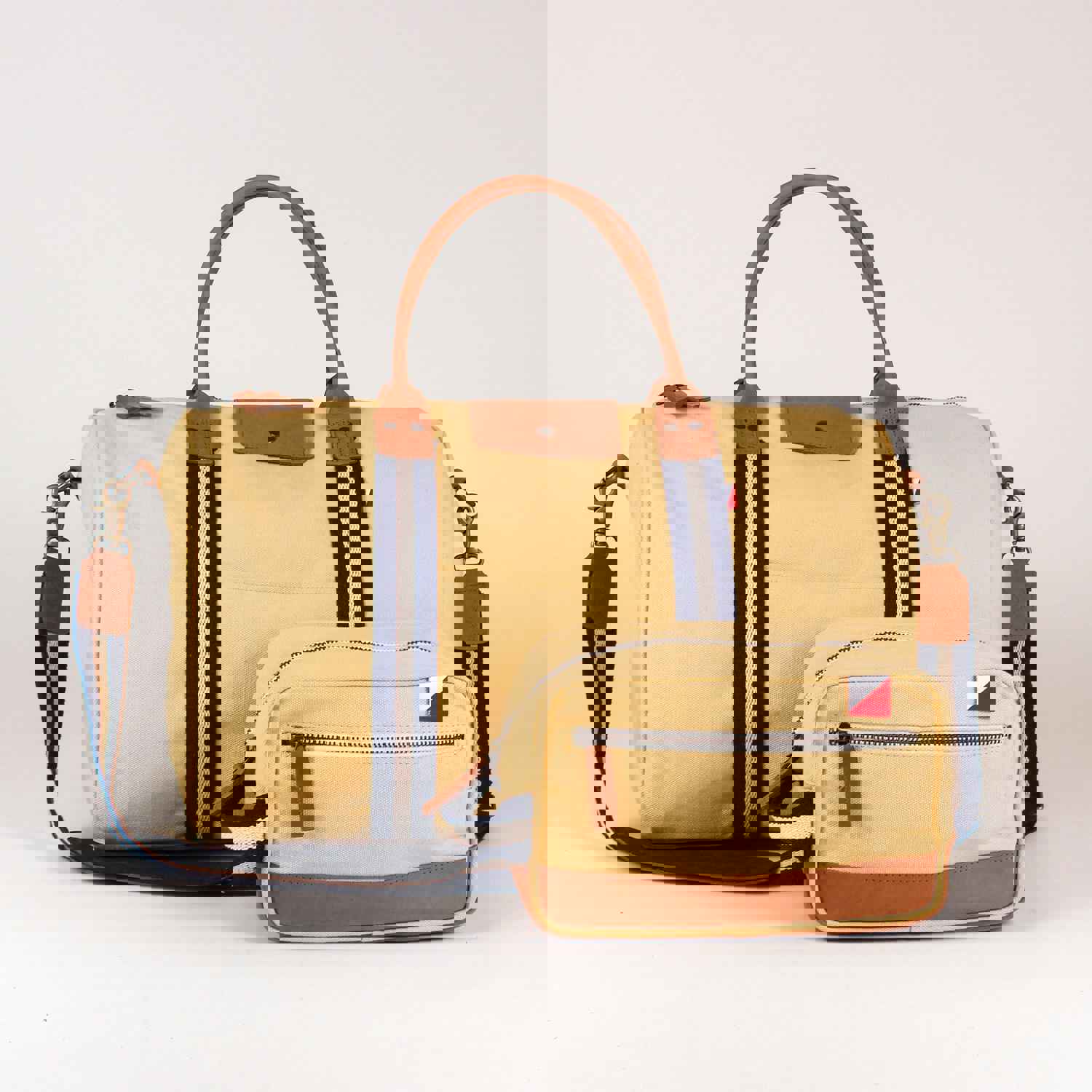 Tourist Duffle and Travel Kit Set - Stylish & Sustainable 2022 Design