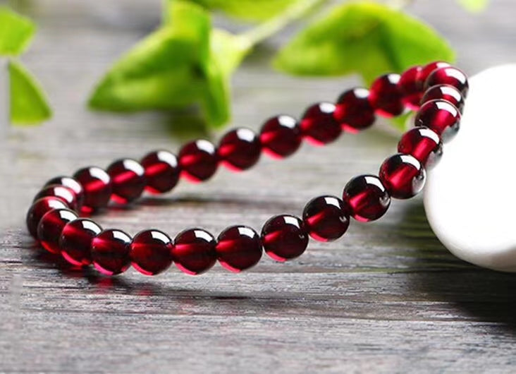 Natural Wine Red Garnet Single Loop Bracelet