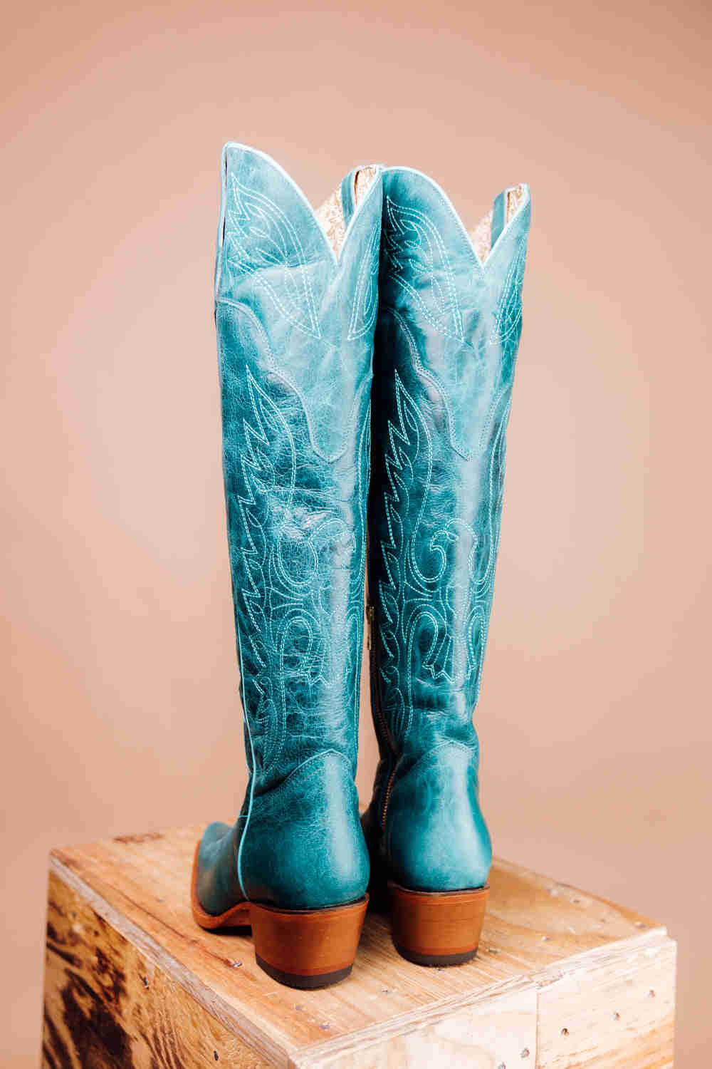 The Juany XL Snip Toe Cowgirl Boot