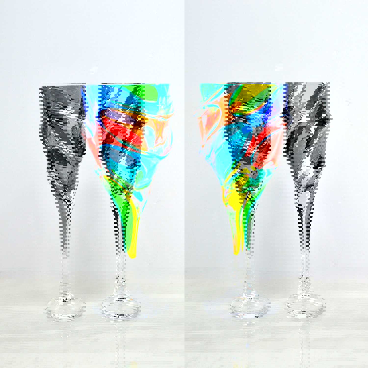 Caly Wine Glasses, Set of 2, Hand Painted Italian Crystal - Elegant & Luxurious