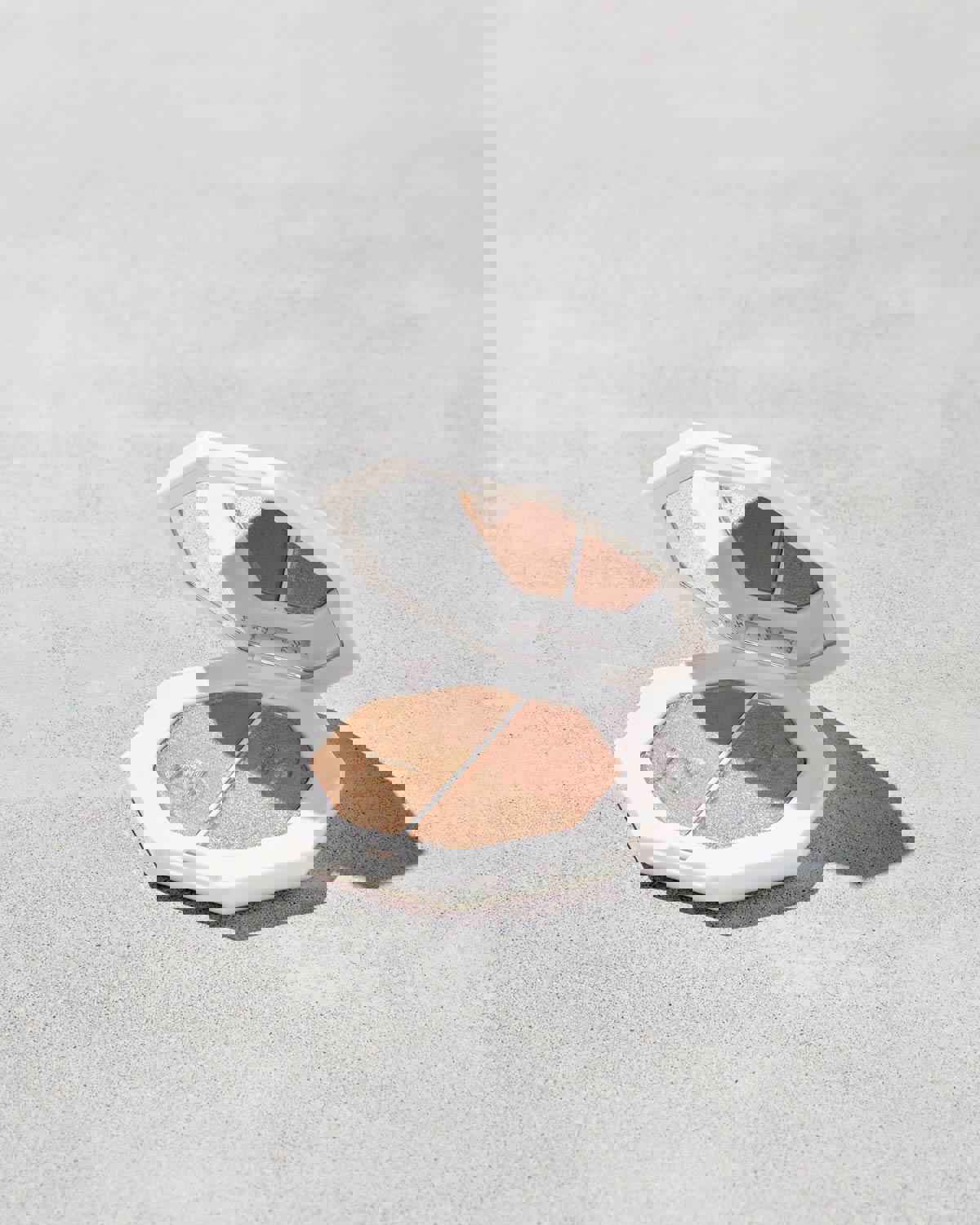 FENTY BEAUTY KILLAWATT FREESTYLE HIGHLIGHTER - Creamy, Long-Lasting Glow for Face & Eyes