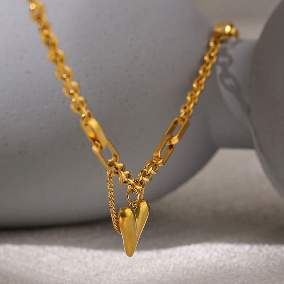 Nadia Heart Necklace - 18K PVD Gold Stainless Steel Elegant Jewelry