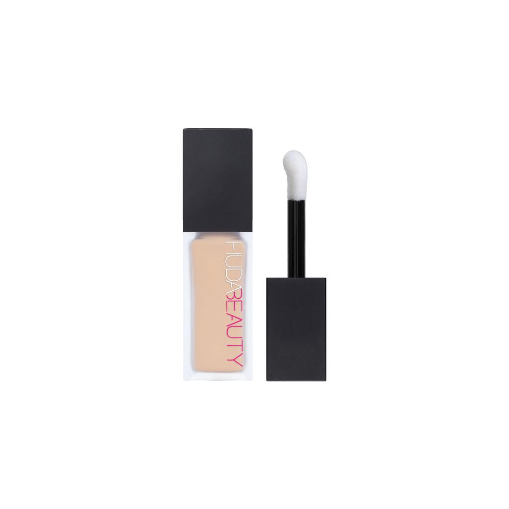 HUDA BEAUTY #FAUXFILTER LUMINOUS MATTE BUILDABLE COVERAGE CREASE PROOF CONCEALER (Meringue)