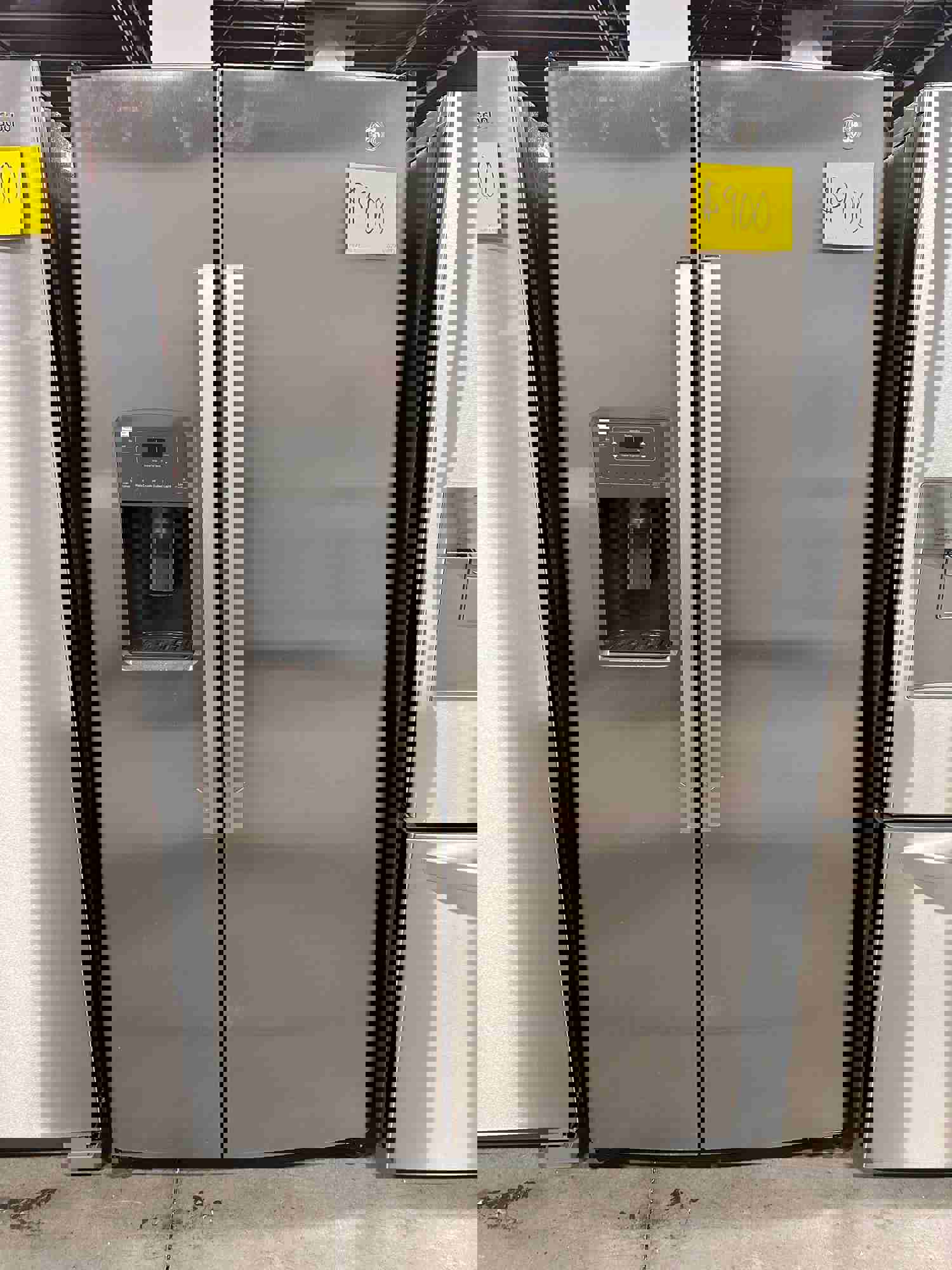 GE 25.3 Cu. Ft. Side-by-Side Refrigerator with External Ice & Water Dispenser - Stainless Steel (Model: GSS25GYPFS)