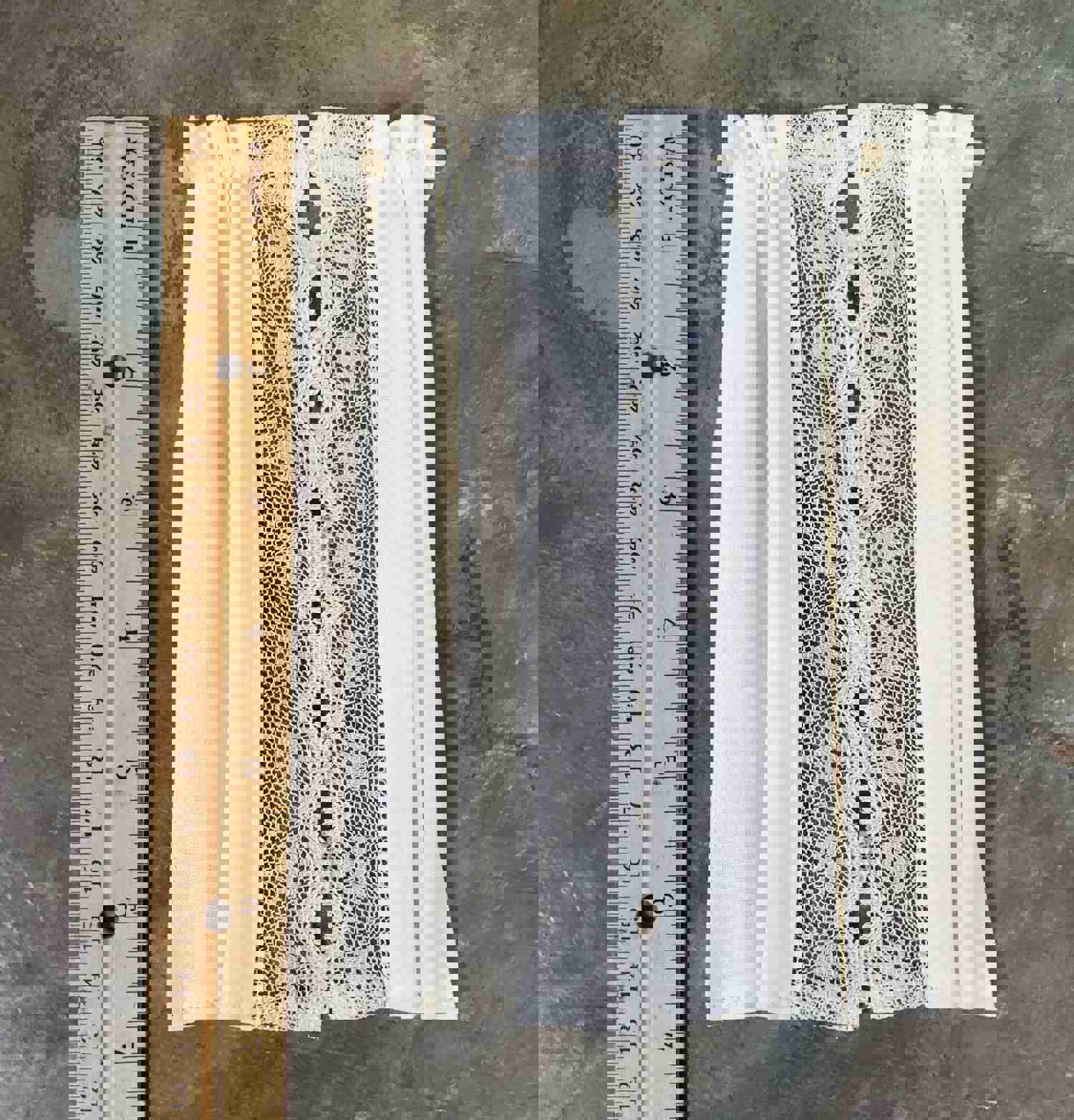Dollhouse Curtains Fabric & Lace Cream and White Long 1:12 Scale Miniatures
