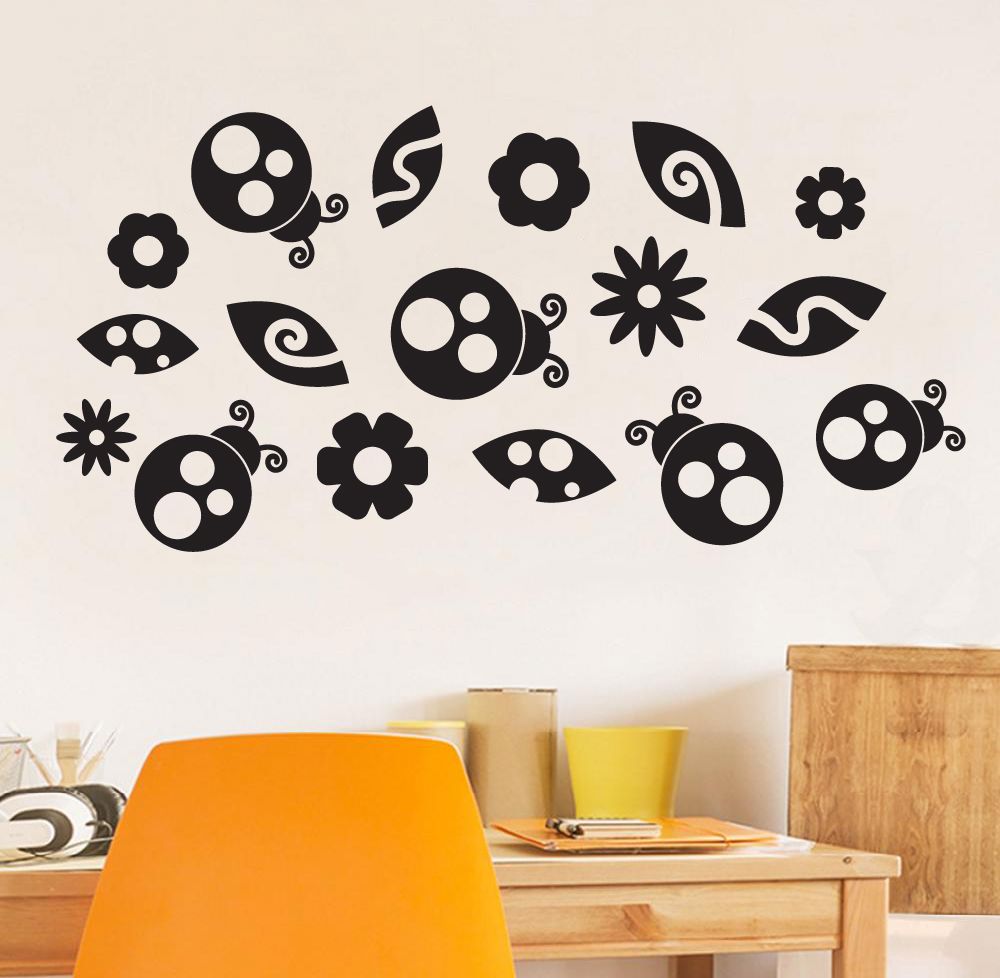 Ladybug Insect Vinyl Wall Sticker - Cute Animal Wall Decal with Flowers