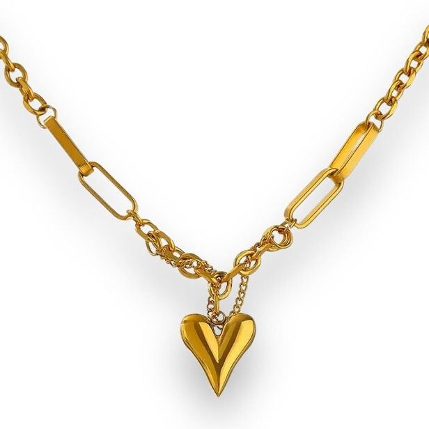 Nadia Heart Necklace - 18K PVD Gold Stainless Steel Elegant Jewelry