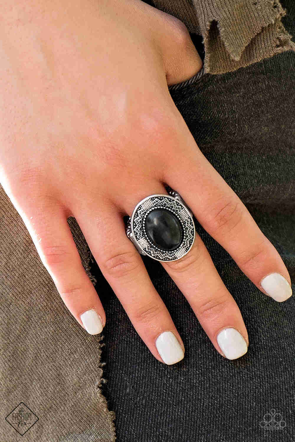 Paparazzi Simply Santa Fe - Complete Trend Blend Fashion Fix Set - December 2018
