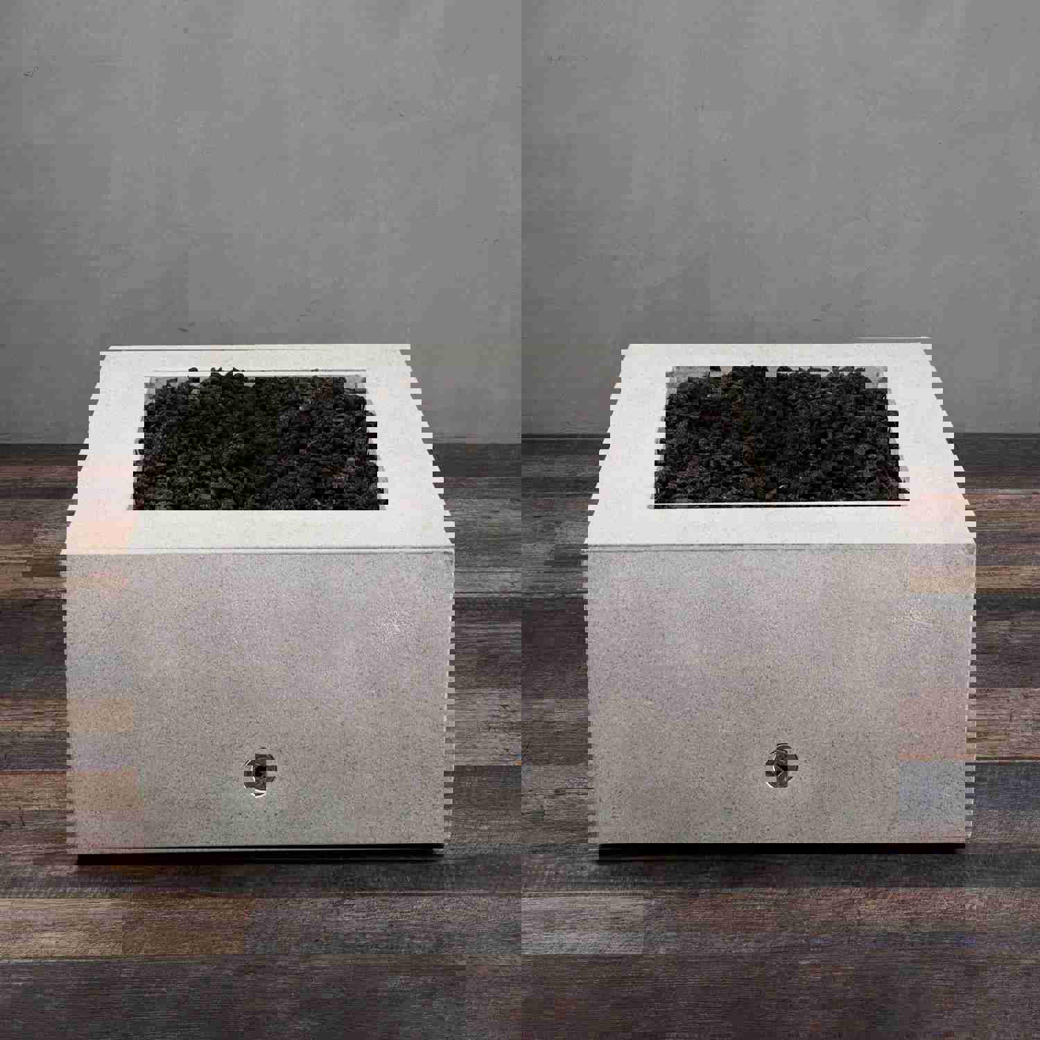 Starfire Designs Rustic Gravity 36 Square Concrete Gas Fire Pit