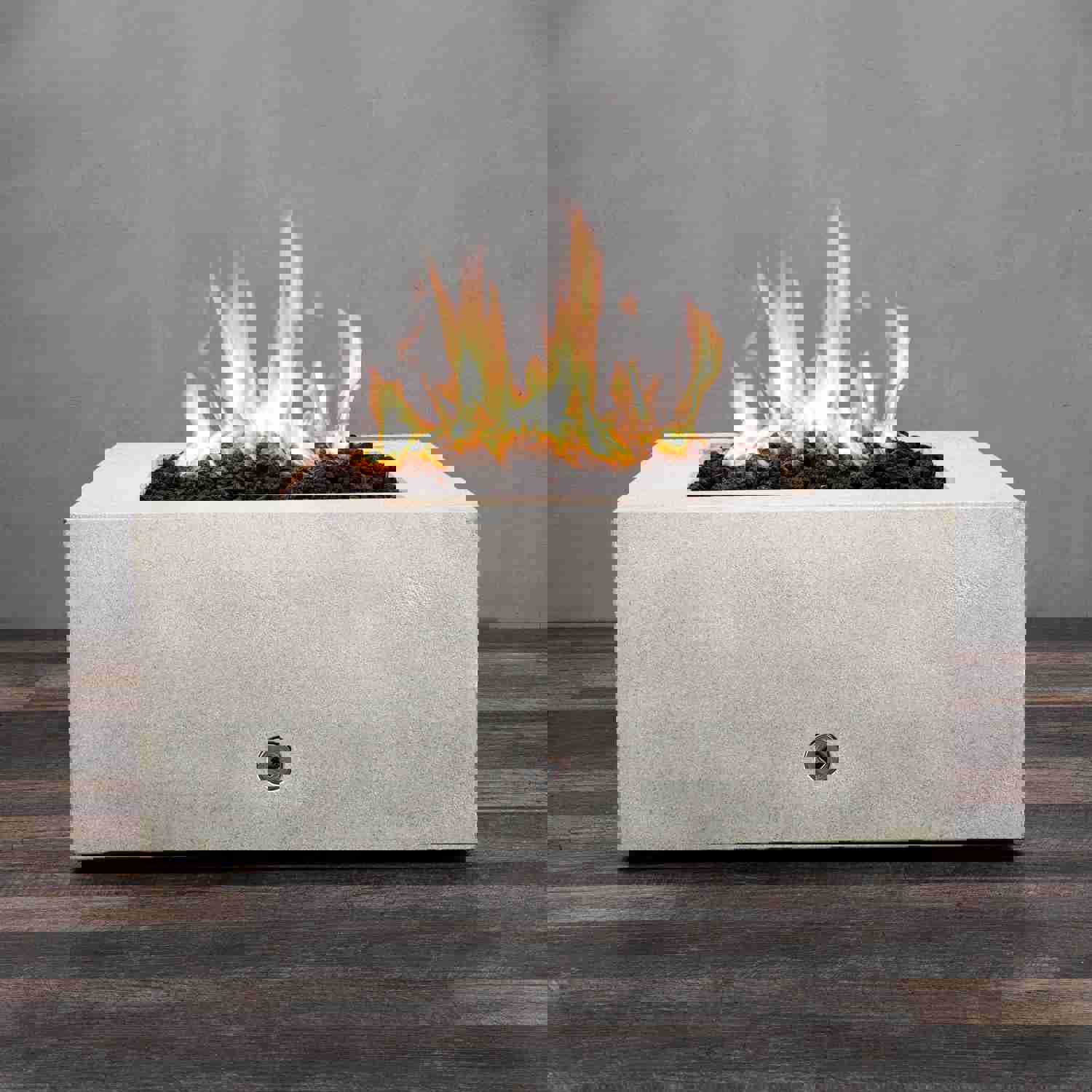 Starfire Designs Rustic Gravity 36 Square Concrete Gas Fire Pit
