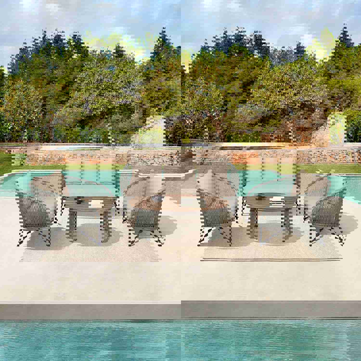 Benicia Outdoor Patio Oval Coffee Table