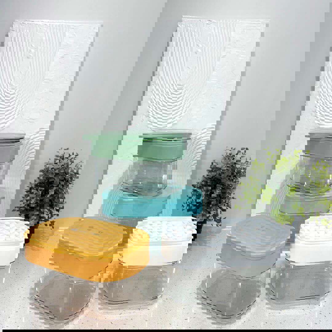 Pastel 2 in 1 Round Ice Cube Maker with Silicone Storage Box