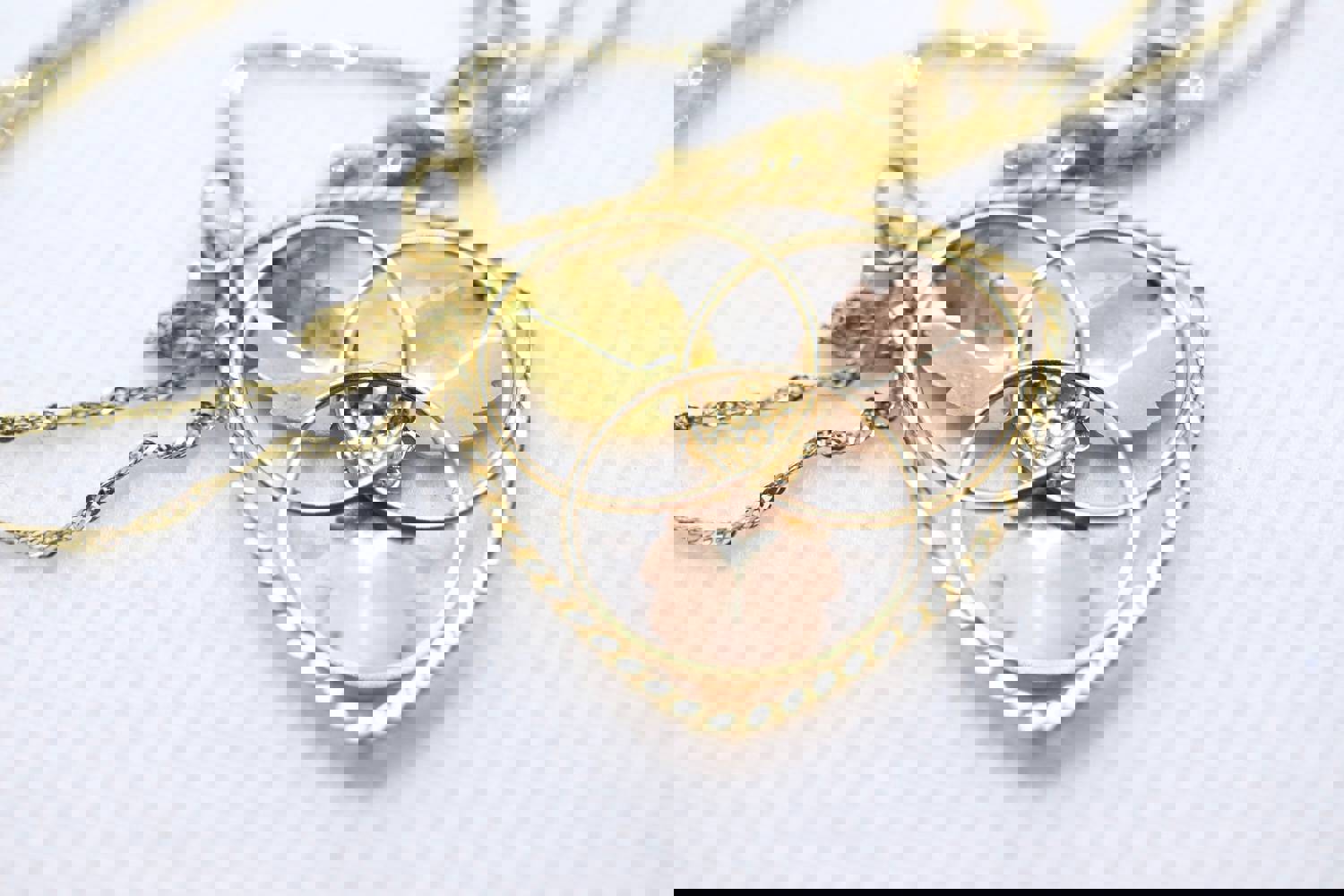 Vintage Black Hills Gold Necklace with 10k Tri-Color Leaves Pendant