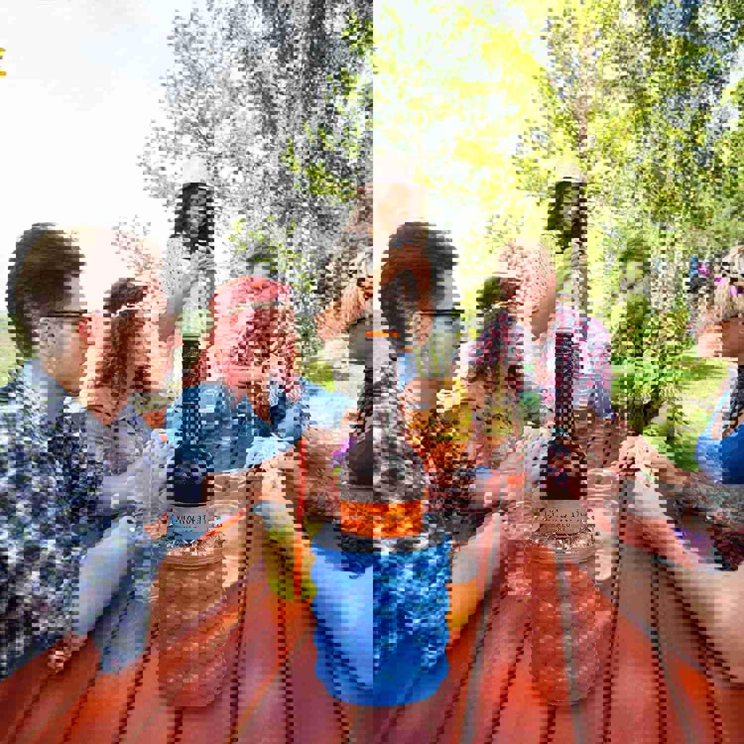 GDREAMT 2-in-1 Silicone Ice Cube Mold & Ice Bucket for Whiskey, Cocktails, and Beverages