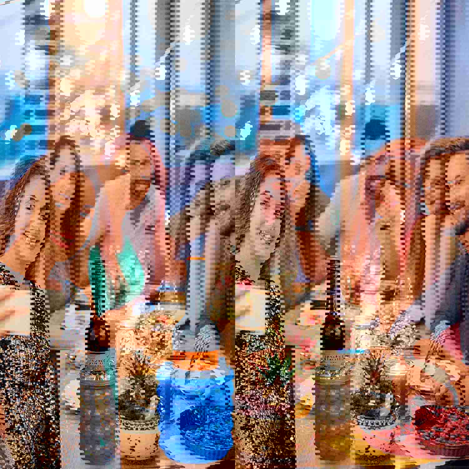 GDREAMT 2-in-1 Silicone Ice Cube Mold & Ice Bucket for Whiskey, Cocktails, and Beverages