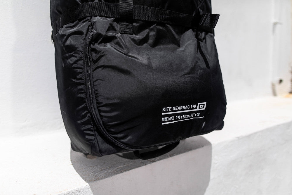 Core Gear Travel Boardbag - Durable and Stylish Pet Travel Accessory