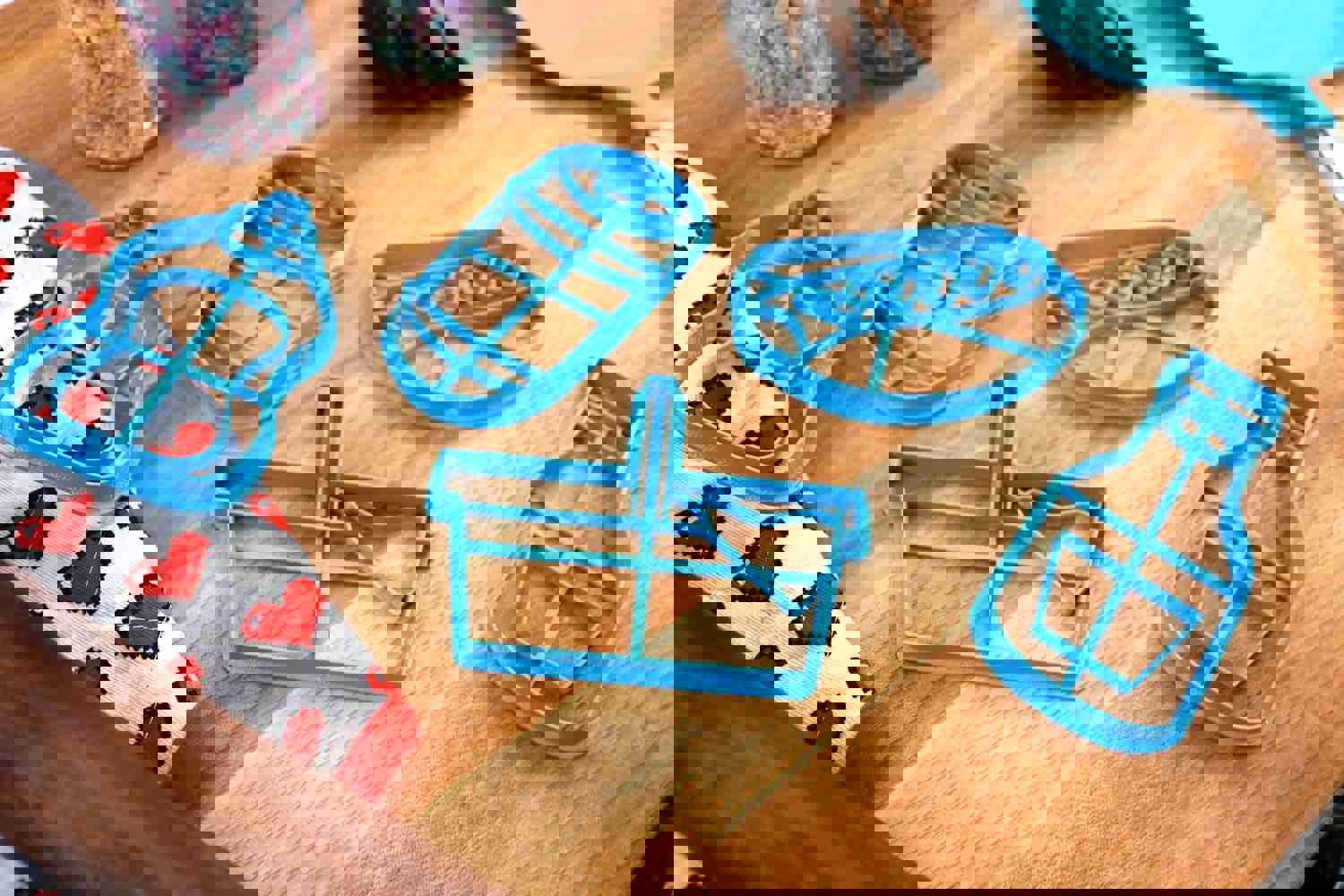 Picnic Food Cookie Cutters Set - Frankfurter, Ketchup Bottle, Mustard Bottle, Picnic Basket, Picnic Blanket