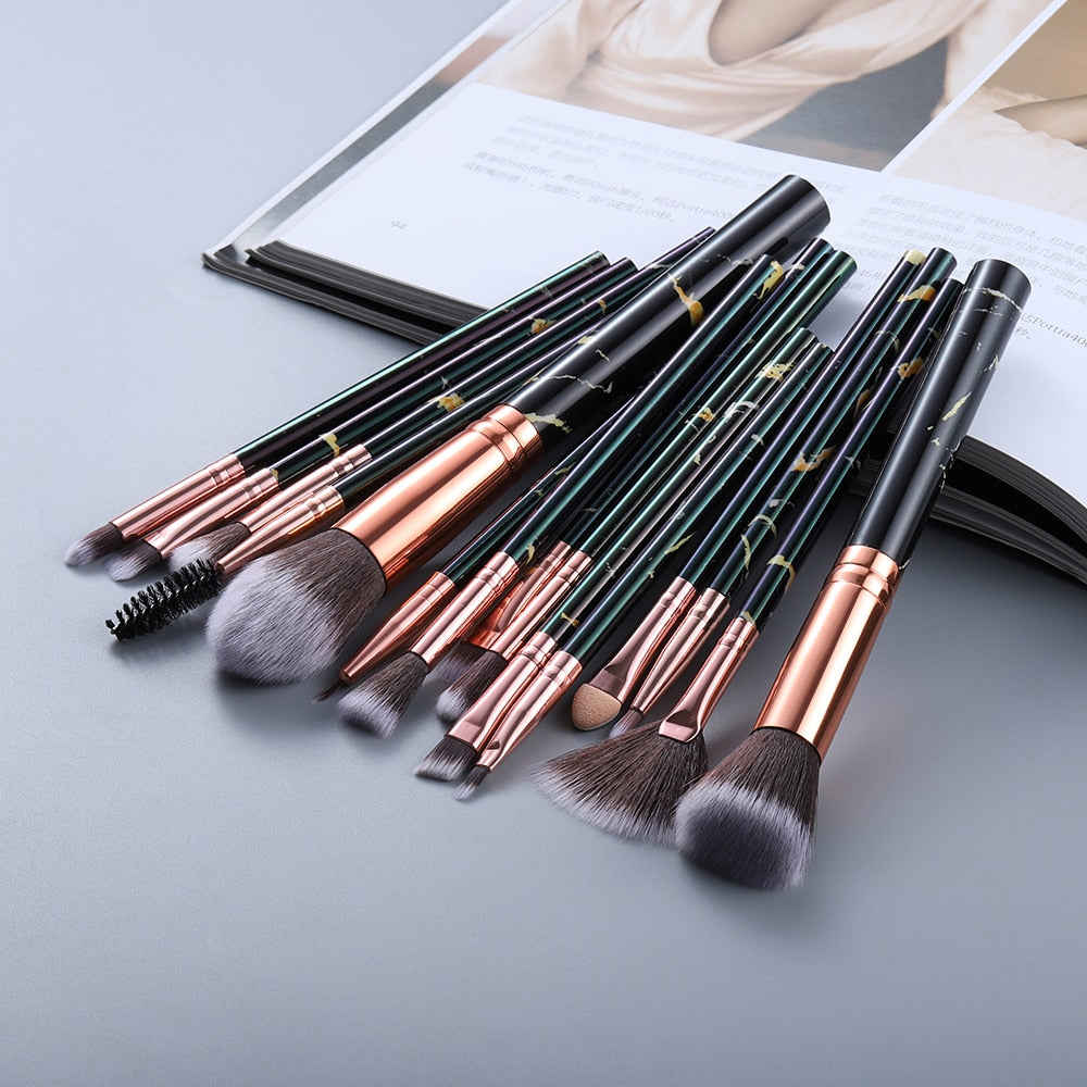 KOSMETYKI 15Pcs Makeup Brushes Set for Foundation, Blush, Eyeshadow & More