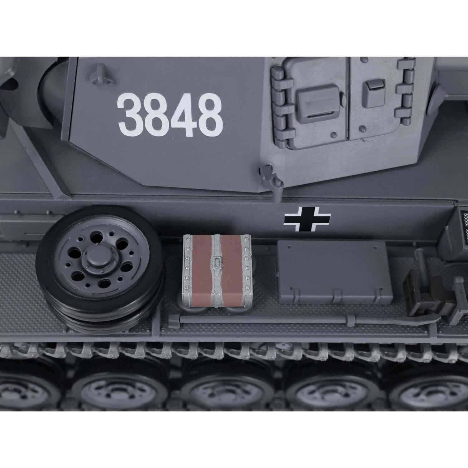 Heng Long Panzer III Ausf L Professional Edition RC Tank with 7.0 Electronics (BB/IR)