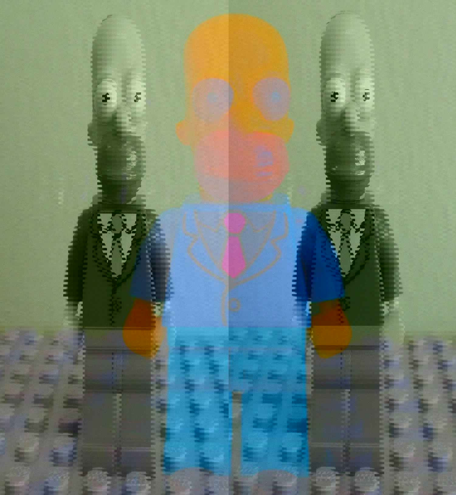 LEGO Collectible Minifigures - Homer Simpson with Tie and Jacket