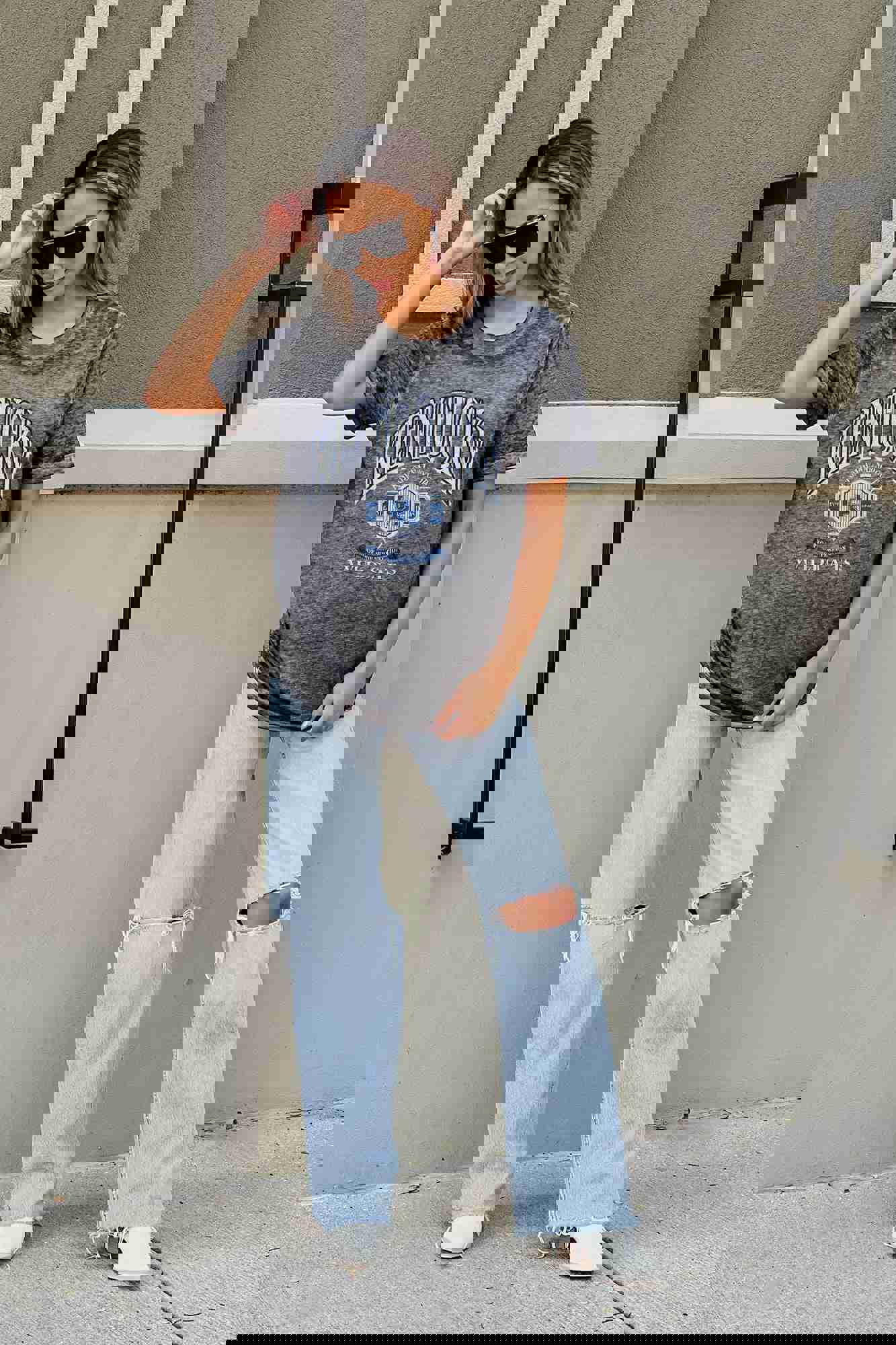 KENTUCKY WILDCATS SWITCH IT UP ACID WASH BOYFRIEND TEE