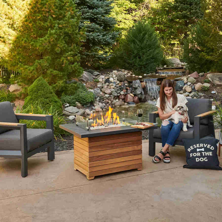 Outdoor Greatroom Co Darien Rectangular Gas Fire Pit Table