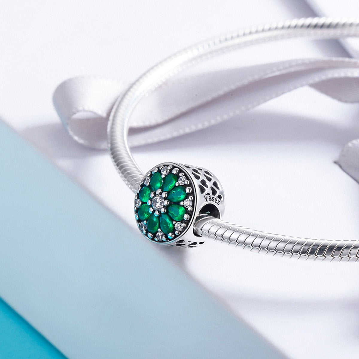 Sterling 925 Silver Datura Floral Pendant for Pandora & European Charm Bracelets