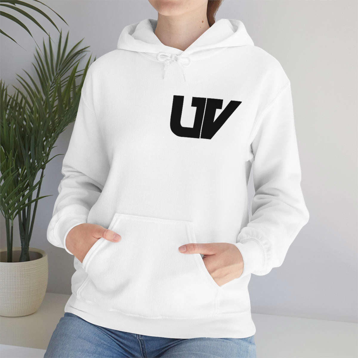S-UV Hoodie Black Pocket Logo - Extra Comfy & Stylish