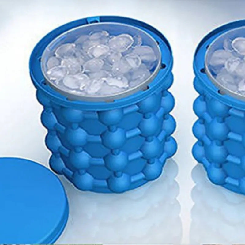 Portable 2-in-1 Large Silicone Ice Bucket Mold with Lid for Kitchen and Bar