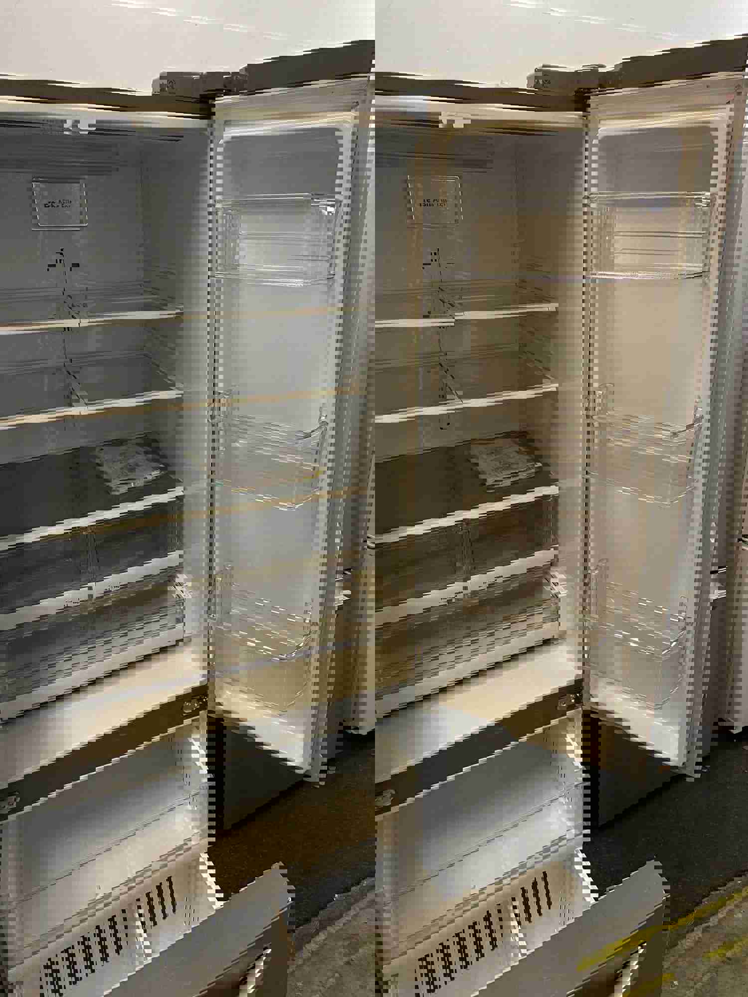 LG LRFXS2503S 33 Inch Smart French Door Refrigerator with 24.5 Cu. Ft. Capacity