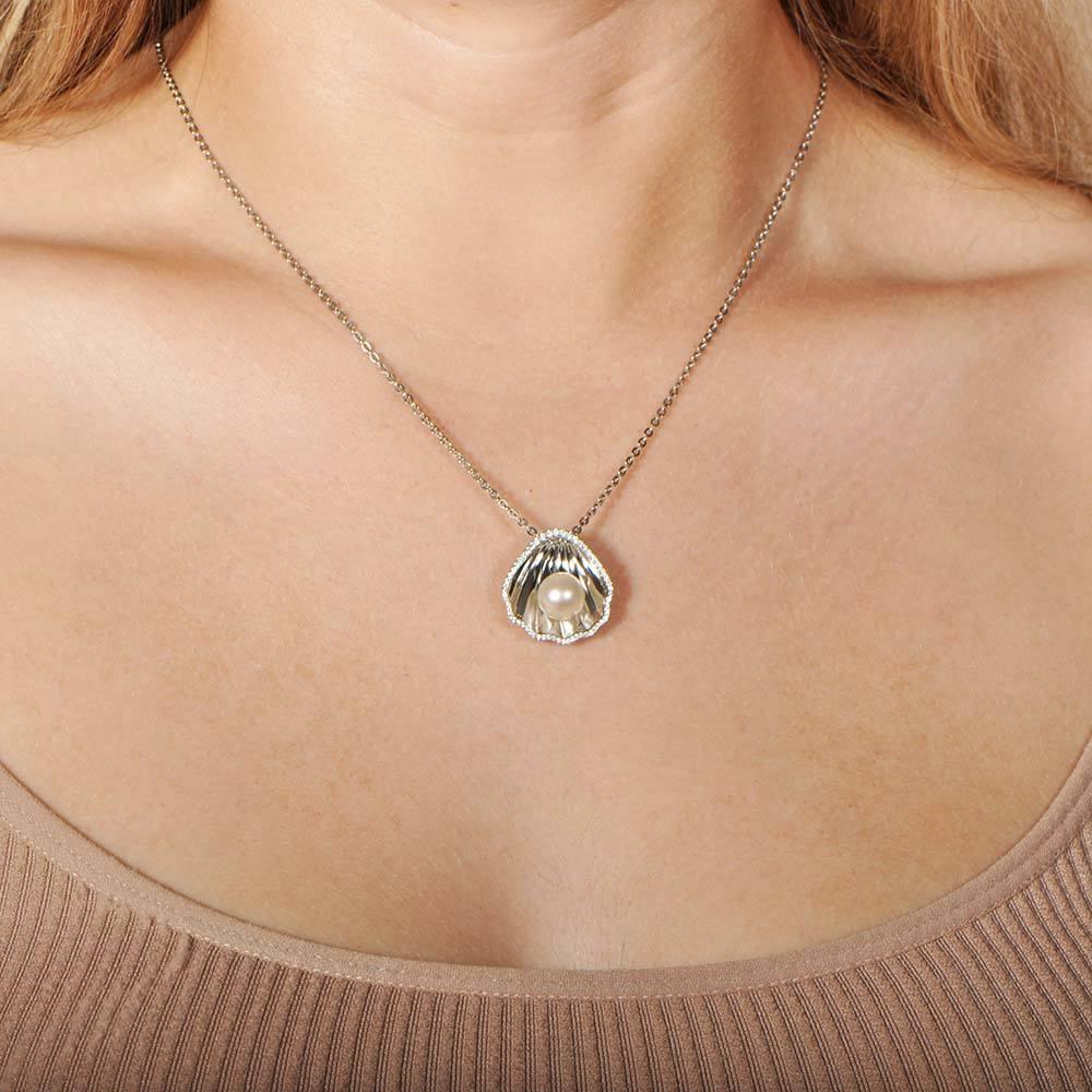 Pearl Mermaid’s Oyster Shell Pendant - 925 Sterling Silver with Pearl & Topaz