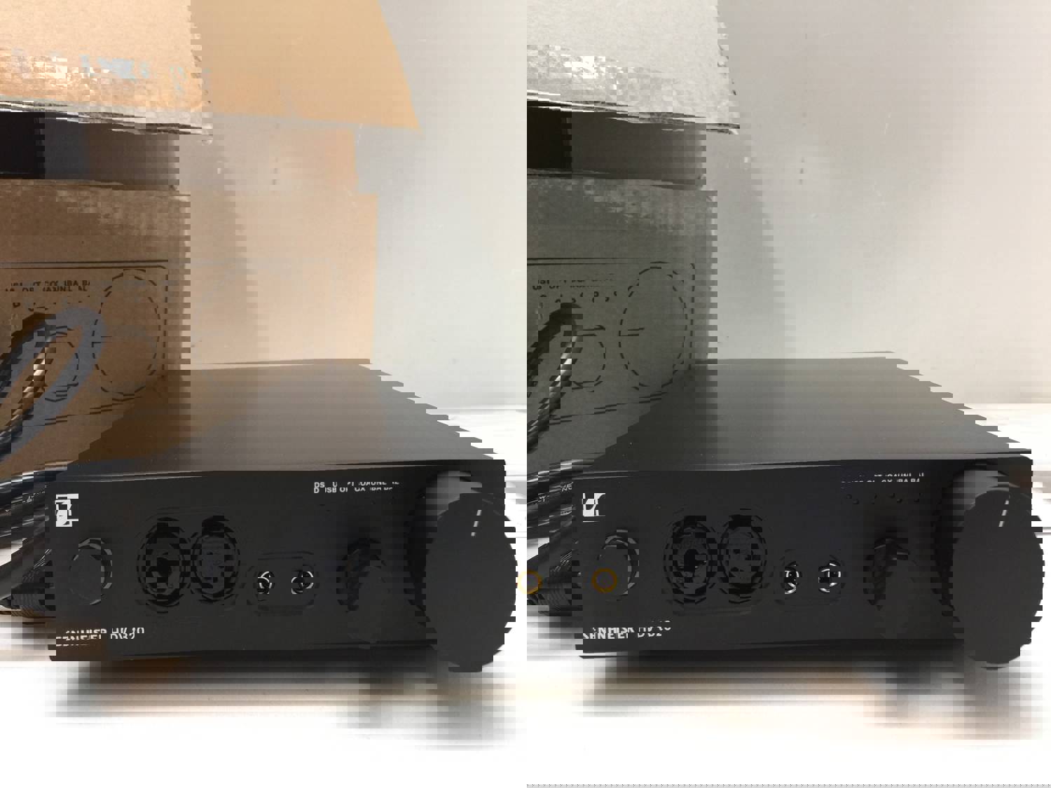 Sennheiser HDV 820 US Digital Headphones Amplifier (New Opened Box)