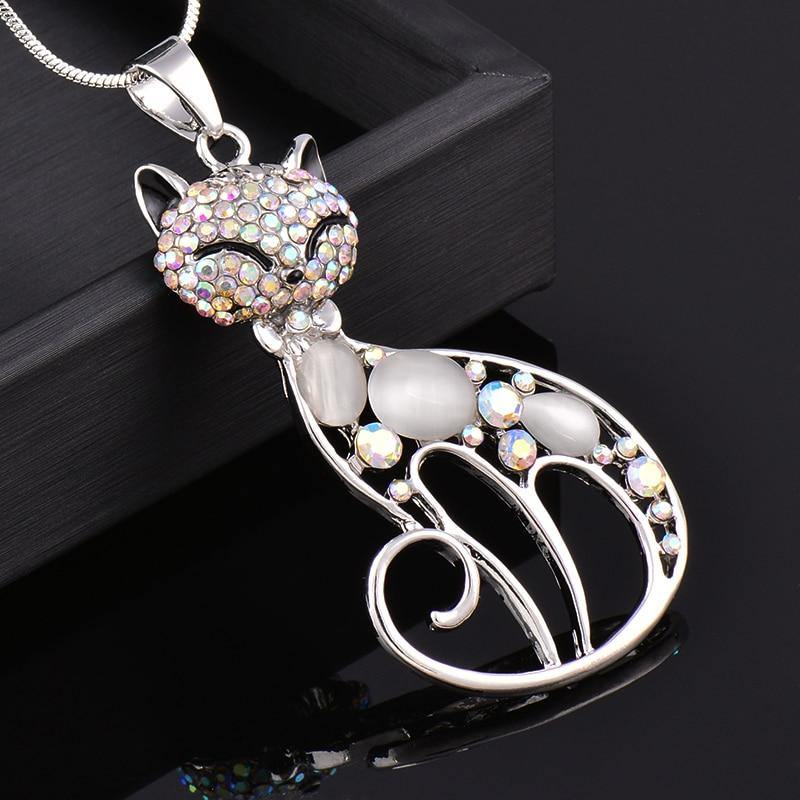 Elegant Cat Pendant Necklace for Cat Lovers