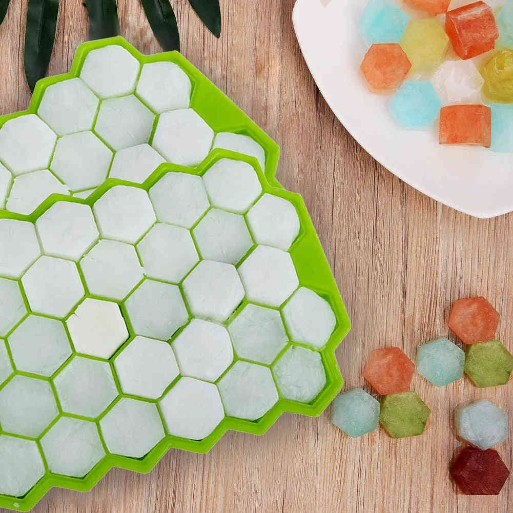 Honeycomb Ice Cube Trays Reusable Silicone Mold BPA Free with Removable Lids
