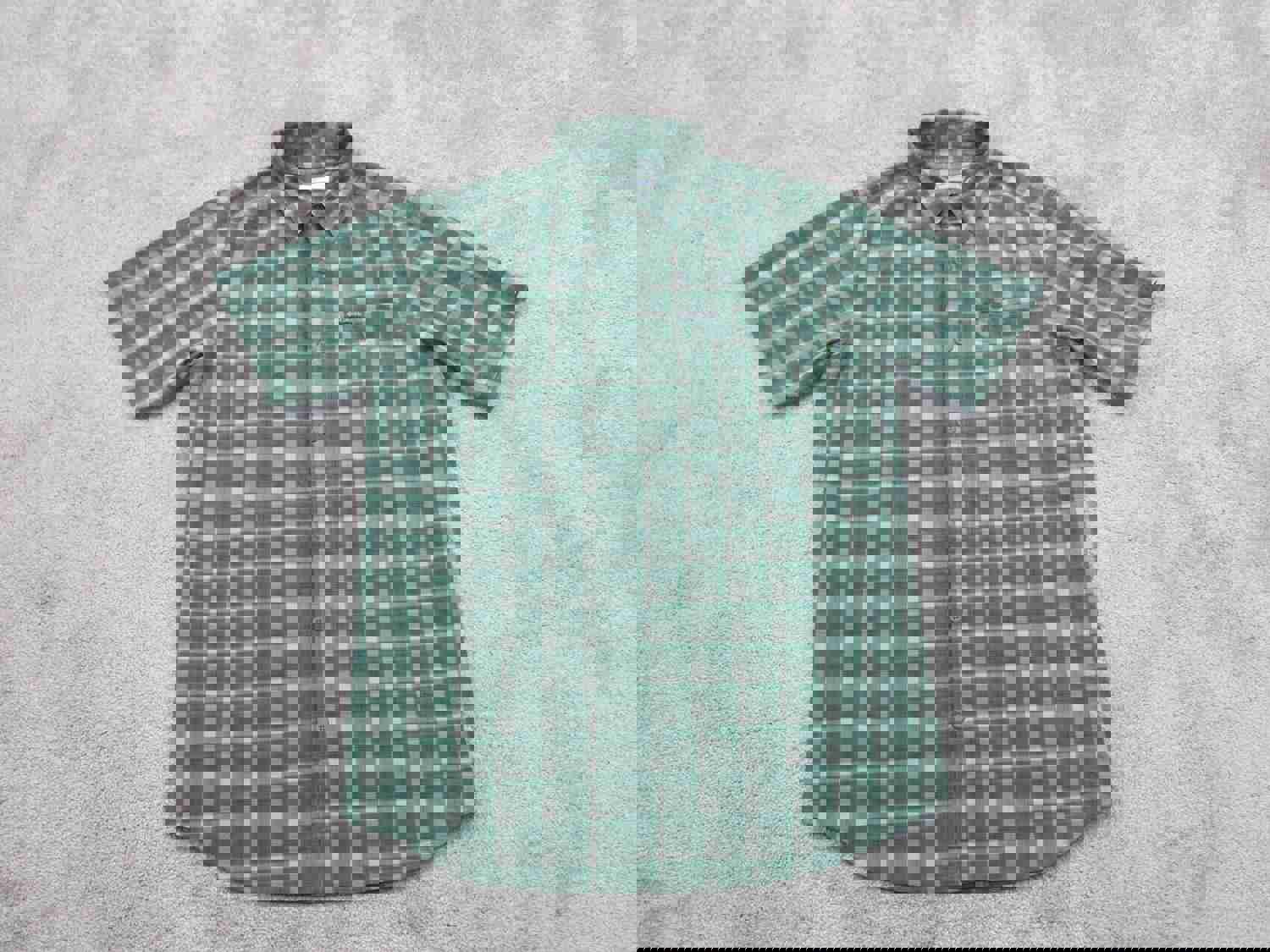 Columbia Men's Green Short Sleeve Plaid Button-Up Shirt - Small Size