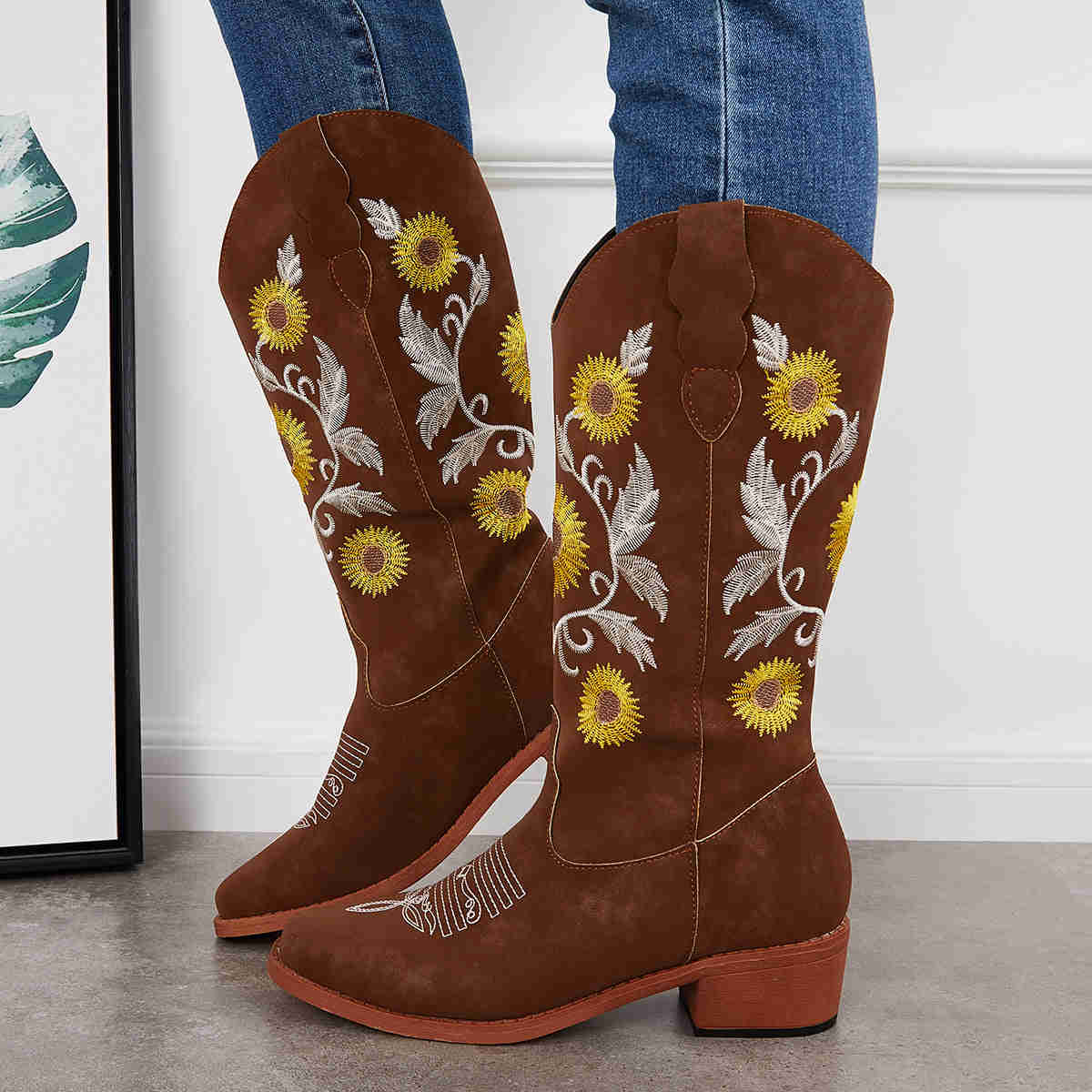 Retro Embroidered Western Cowboy Boots with Chunky Heel