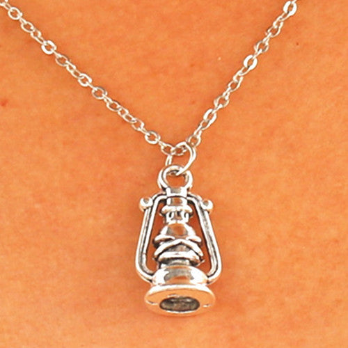 Fashion Spider Geometric Simulated Pearls Pendant Necklace for Women and Men