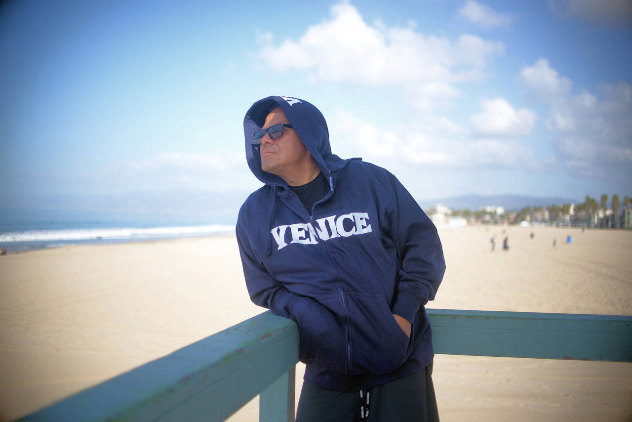 VENICE STREET WEAR HOODIE - Classic Pullover with Front Graphic