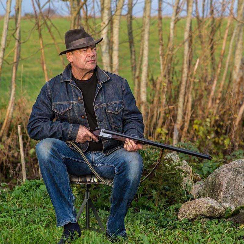 360° Camo Swivel Hunting Chair with Adjustable Height and Detachable Backrest