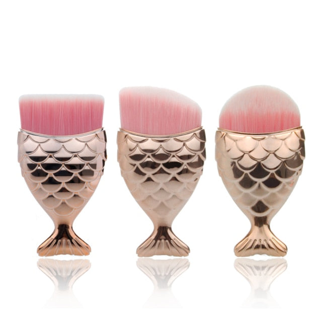 3Pcs Professional Mermaid Makeup Brushes Set for Foundation, Blush, and Highlighter