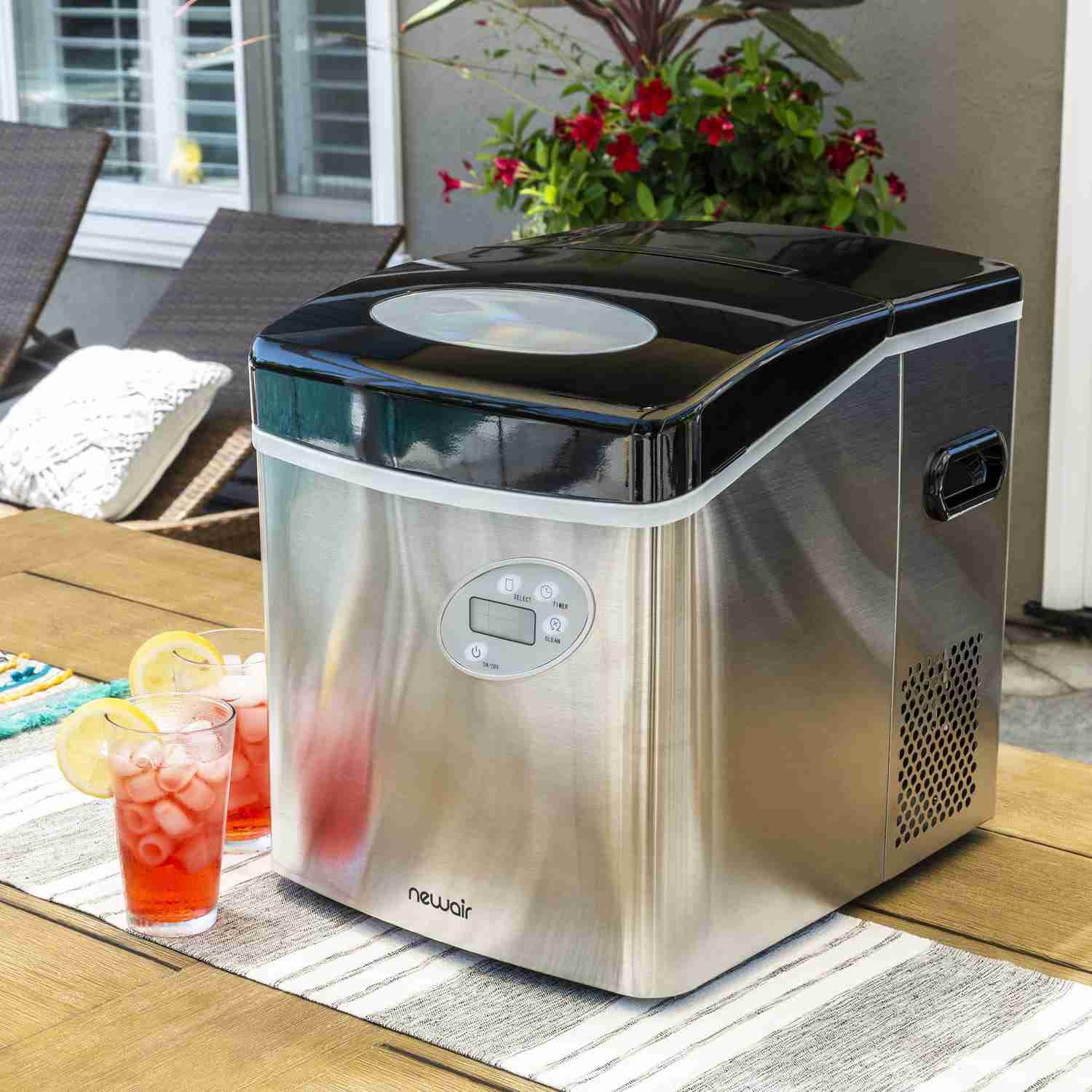 NewAir Countertop Ice Maker - AI-215SS