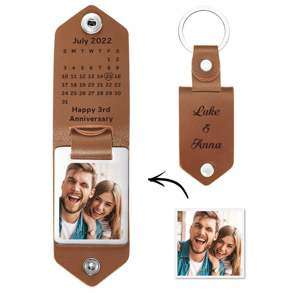 Custom Date Keychain With Calendar - Personalized Christmas & Anniversary Gifts for Couples