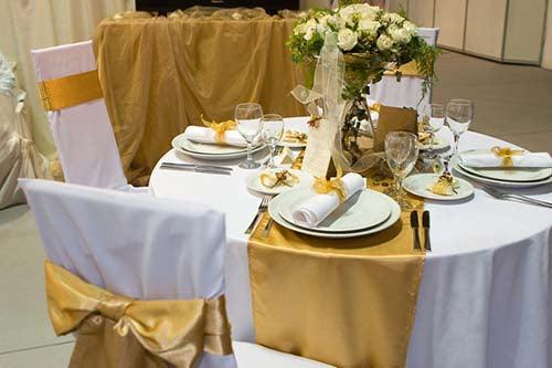 Duchess Satin Table Runner - 36 Colors, Set of 4