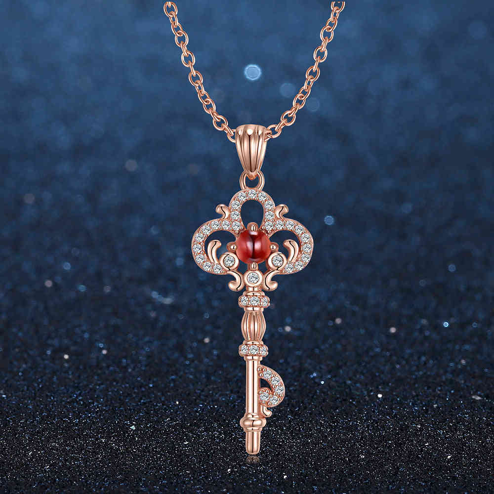 Women's Natural Garnet Pendant Necklace in 925 Silver