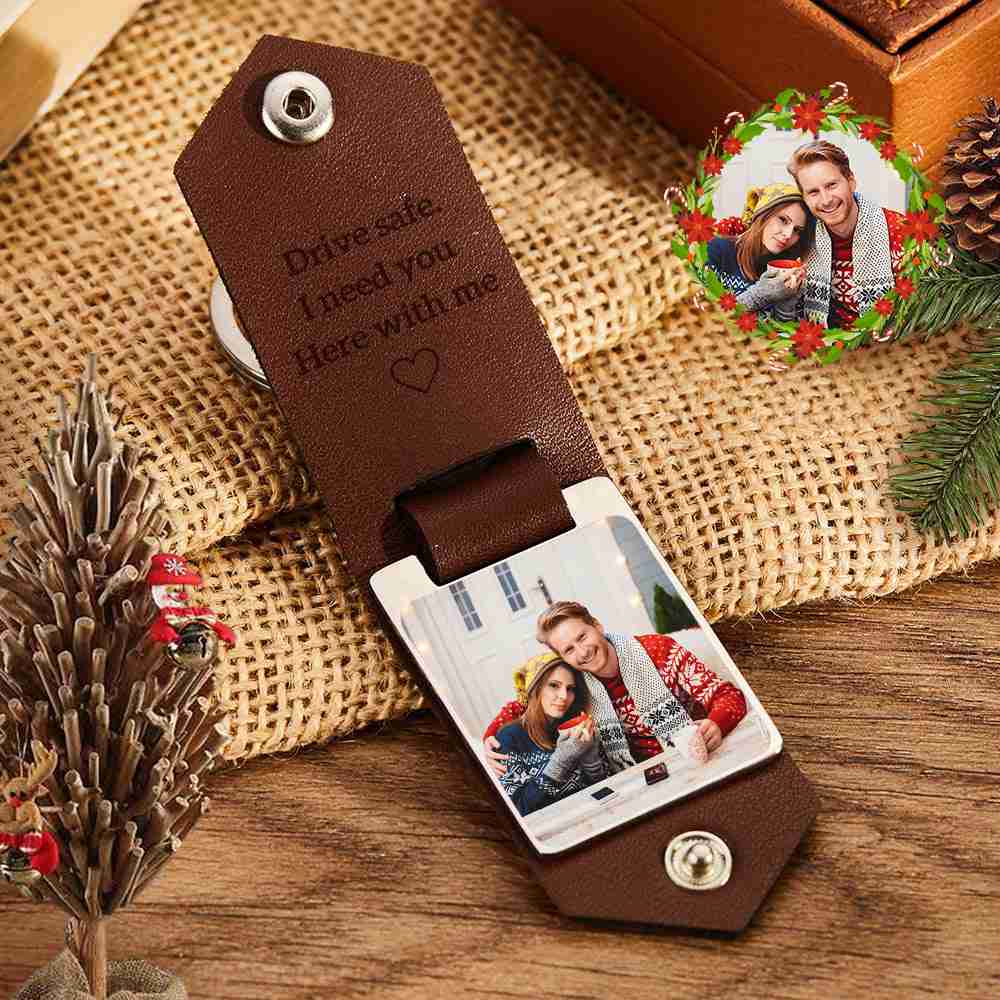 Custom Date Keychain With Calendar - Personalized Christmas & Anniversary Gifts for Couples